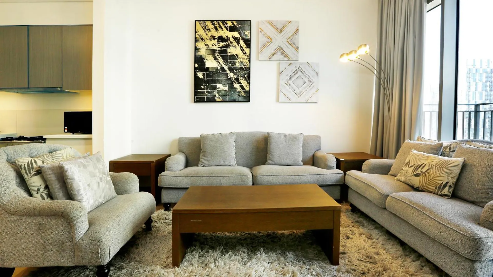 Brown Stone - Dubai Hills Mall 0*,  الإمارات العربية المتحدة
