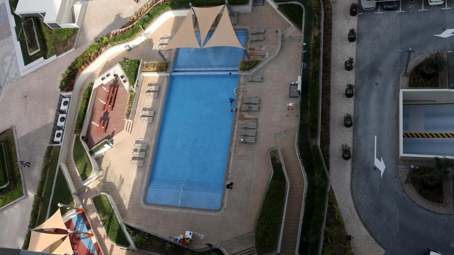 Brown Stone - Dubai Hills Mall الإمارات العربية المتحدة